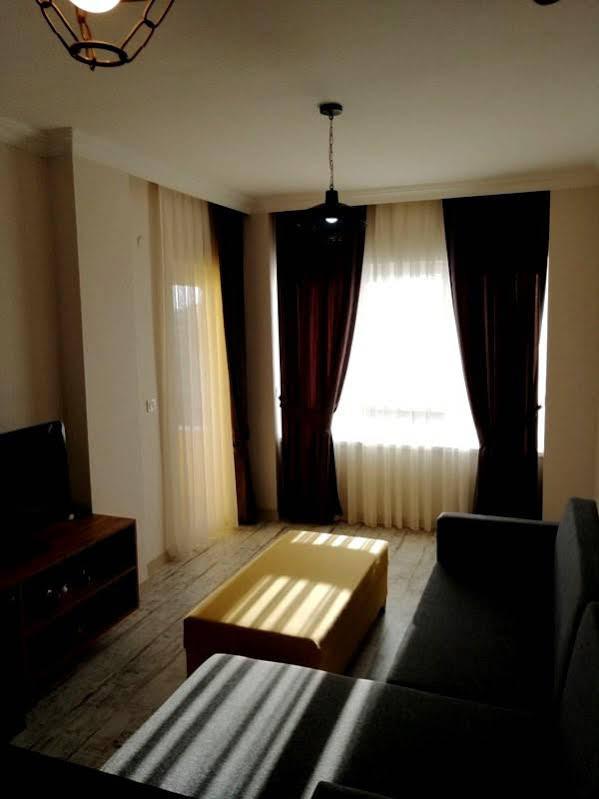 Voswos Garage Coffee Hotel Antalya Eksteriør bilde