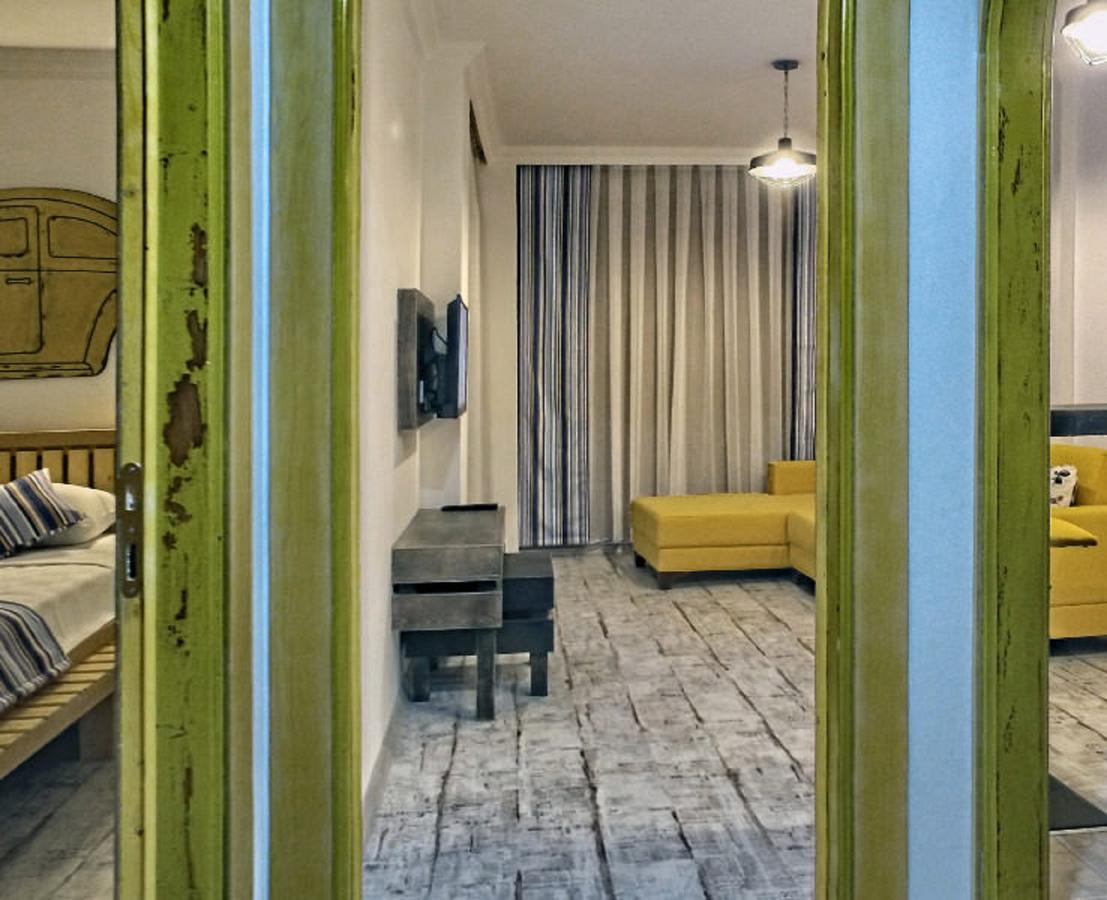 Voswos Garage Coffee Hotel Antalya Eksteriør bilde