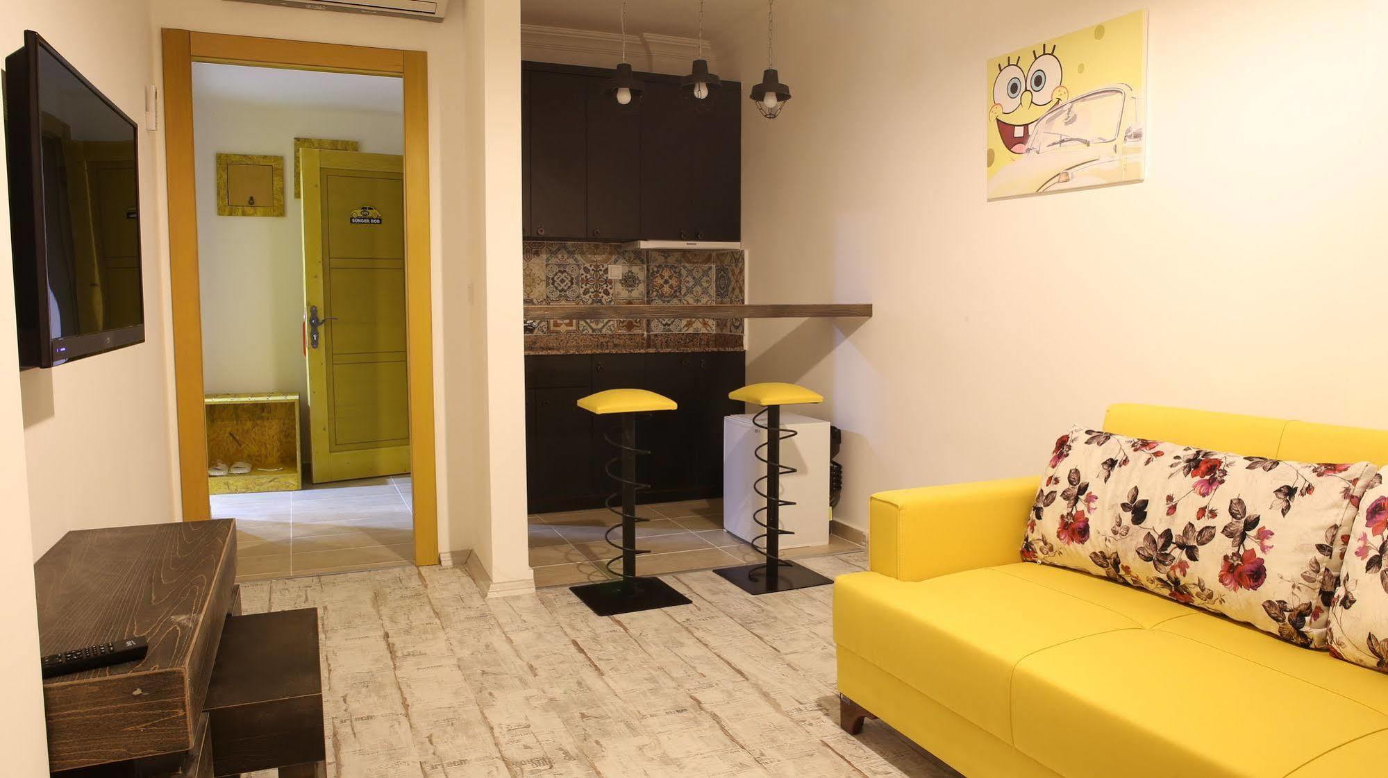 Voswos Garage Coffee Hotel Antalya Eksteriør bilde