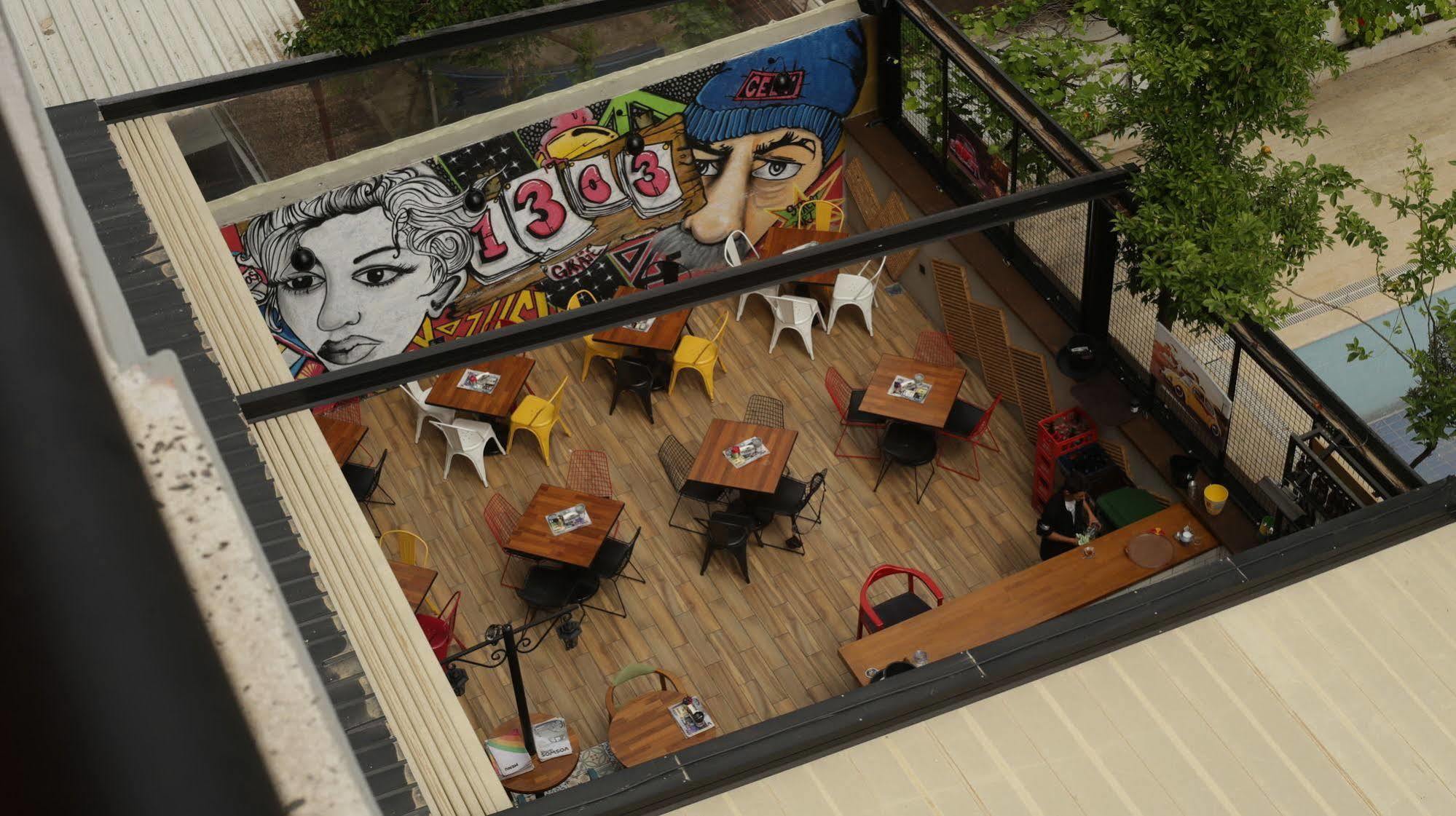 Voswos Garage Coffee Hotel Antalya Eksteriør bilde